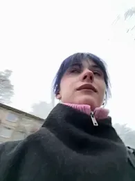 Only_April webcam model stream image