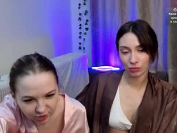 pamilarakestraw webcam model stream image