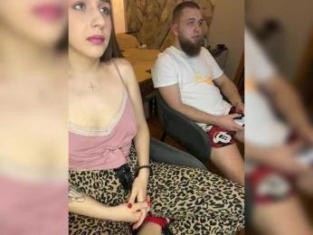 WildLoversOne webcam model stream image