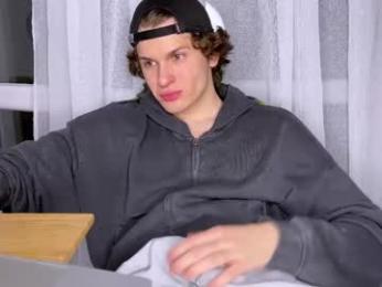 estremecerse webcam chaturbate model stream image