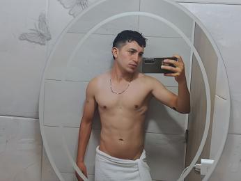 SharleeGum webcam livejasmin model stream image