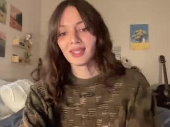 yourbirdy webcam model stream image