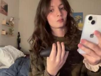 yourbirdy webcam model stream image