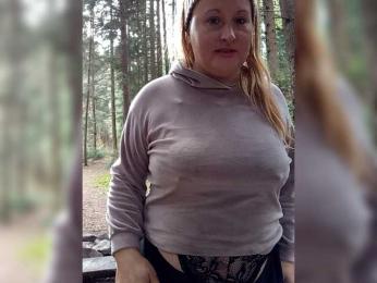 XHelenaX99 webcam model stream image