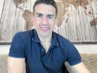 Valter Hook webcam flirt4free model stream image