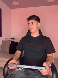 AdrianRinaldi webcam model stream image