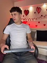 AdrianRinaldi webcam model stream image