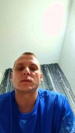 Per37 webcam model stream image