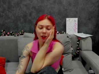 Miss-you-kiss webcam model stream image