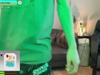 trystoph webcam model stream image