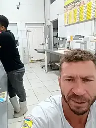 RobertoLuiz84 webcam model stream image