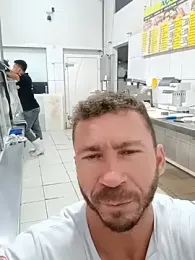 RobertoLuiz84 webcam model stream image