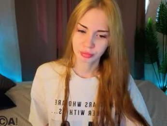 sayl0r_moon webcam model stream image