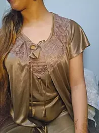 Awesomelusty webcam model stream image