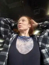 Exhibitionsplit webcam stripchat model stream image