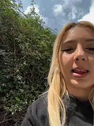 hotamanda01 webcam stripchat model stream image