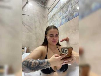 Sweetgirl31111 webcam bongacams model stream image