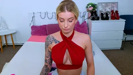 Lia_Benini webcam stripchat model stream image