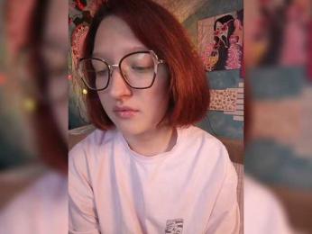 NovaLia webcam bongacams model stream image