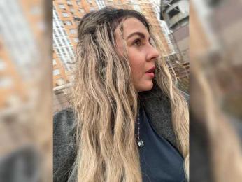 ProseccoMood webcam bongacams model stream image