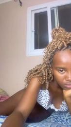 Leticia207 webcam model stream image