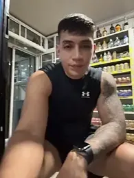 OliverWest04 webcam stripchat model stream image