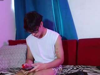 dylannwest webcam model stream image