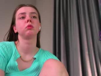 katymolly webcam model stream image