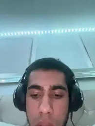 iLoveGirlsOnlyStr8Asf webcam model stream image