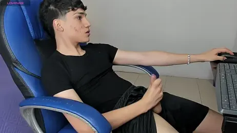 SamBlack_ webcam model stream image