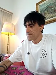 Elnonoykeila77 webcam model stream image