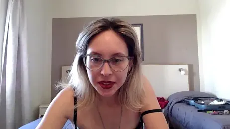 L_Sofia webcam stripchat model stream image