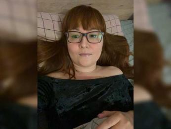 QueenFoxyLiza webcam bongacams model stream image