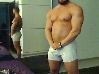 Kevin Muscle webcam model stream image