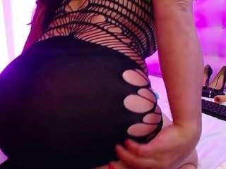 lily-hotmature webcam model stream image