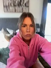 Lara_Bergmann webcam model stream image