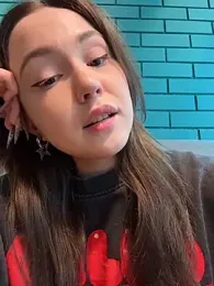 Peachy_Dream webcam model stream image