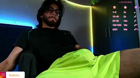 kuzzcoo webcam model stream image