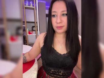 -Lune webcam bongacams model stream image