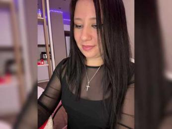 -Lune webcam bongacams model stream image