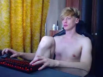 shyredstar webcam model stream image