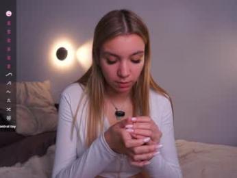 margarethowell webcam chaturbate model stream image