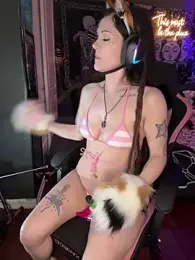 BlaizeyBBy webcam model stream image