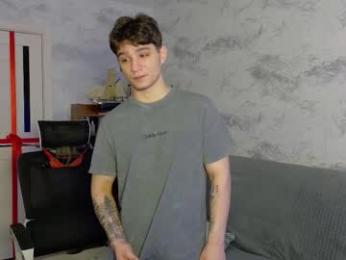 rik_and webcam model stream image