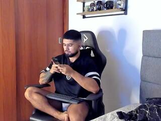 Ethan Jonnez webcam flirt4free model stream image