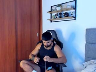 Ethan Jonnez webcam model stream image