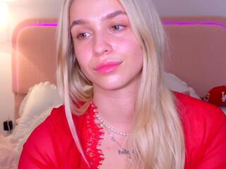 Maci Reynolds webcam model stream image