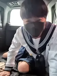 shin_brief webcam model stream image