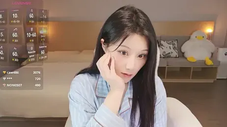 Lucky-baby webcam model stream image