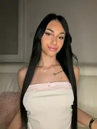 ilariea_girl webcam model stream image